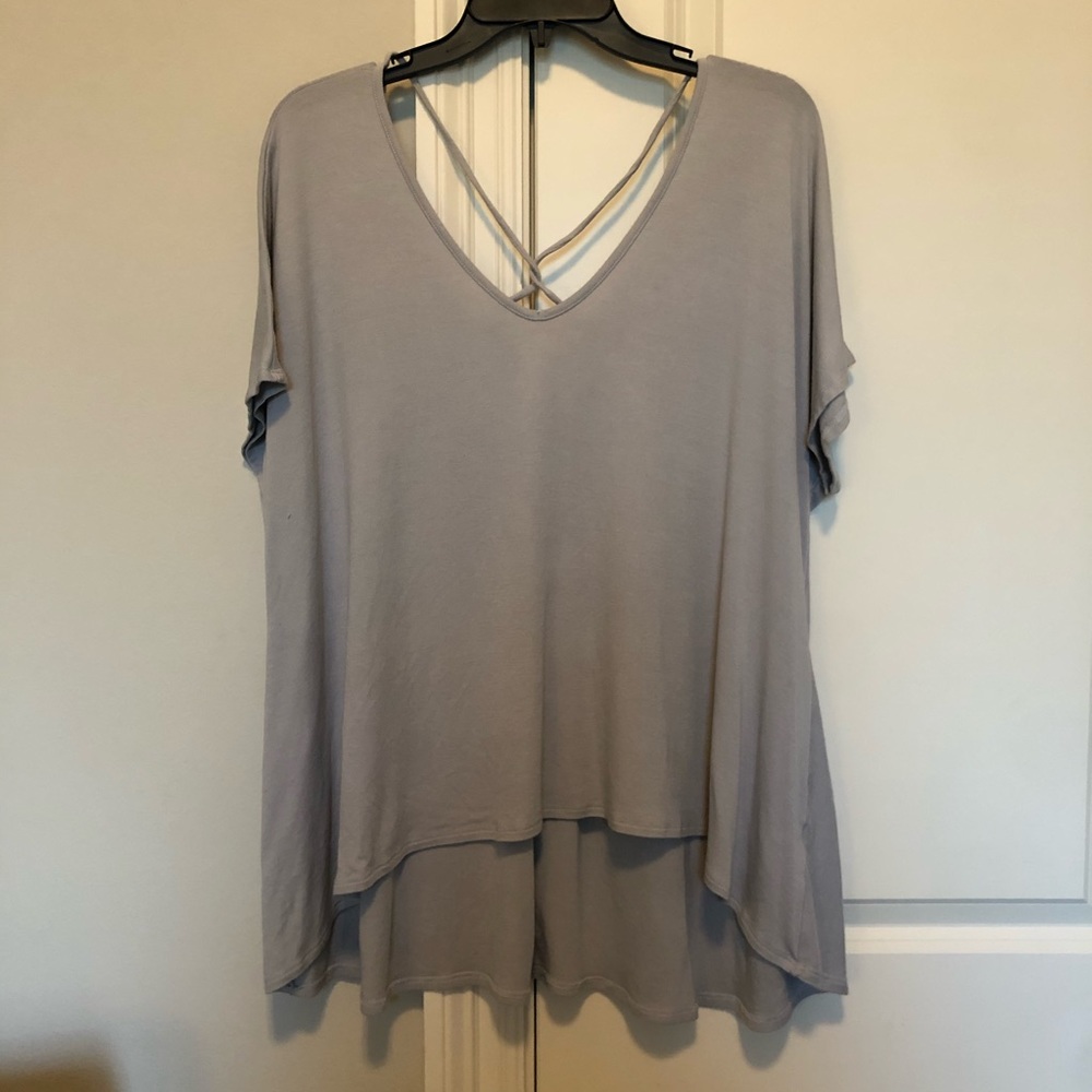 Flowy Tee